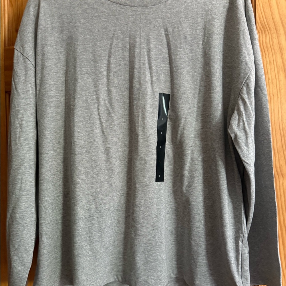 Banana Republic Heather Gray long sleeve Tee